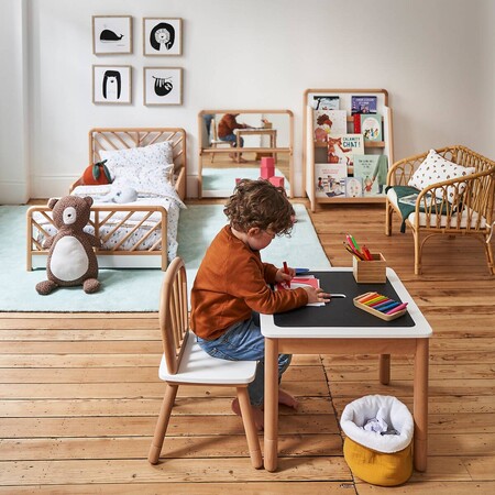Casa De Los Niños Montessori