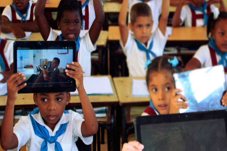 Centro De Desarrollo Educativo Angeluz