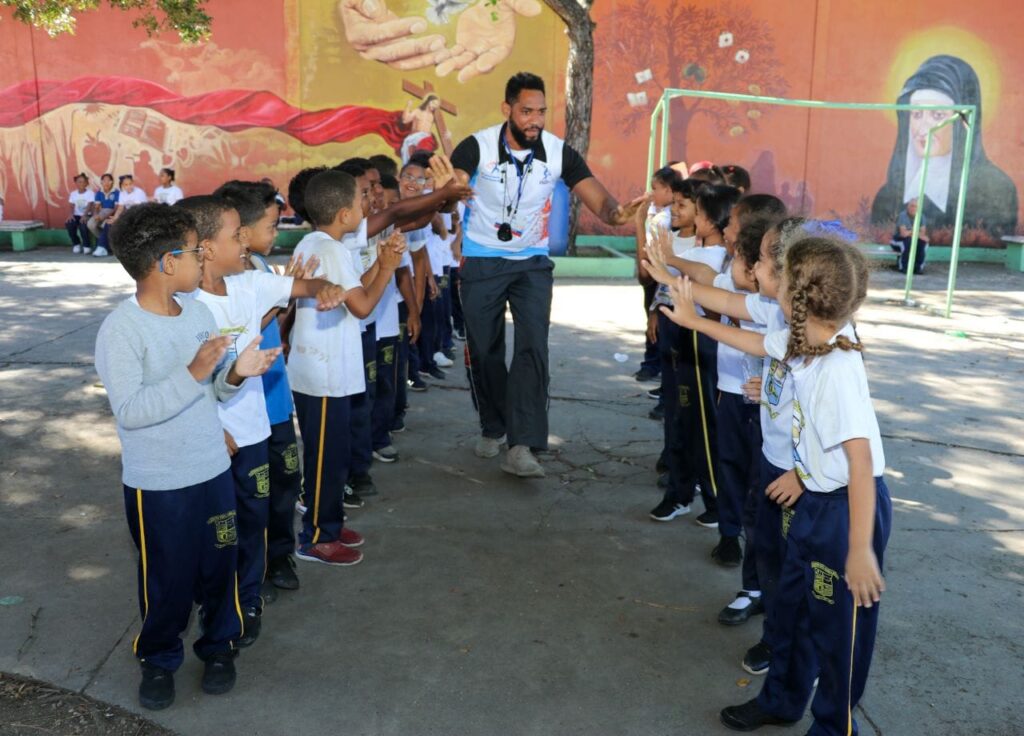 COLEGIO INTEGRAL DECROLY