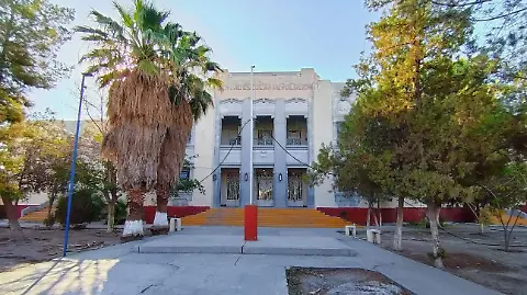 COLEGIO REVOLUCIÓN