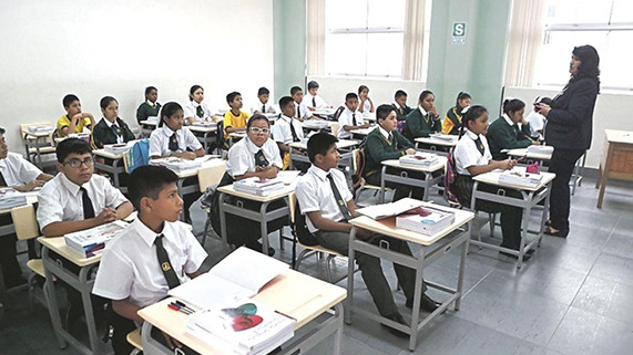 Esc. Secundaria. Virgilio Uribe
